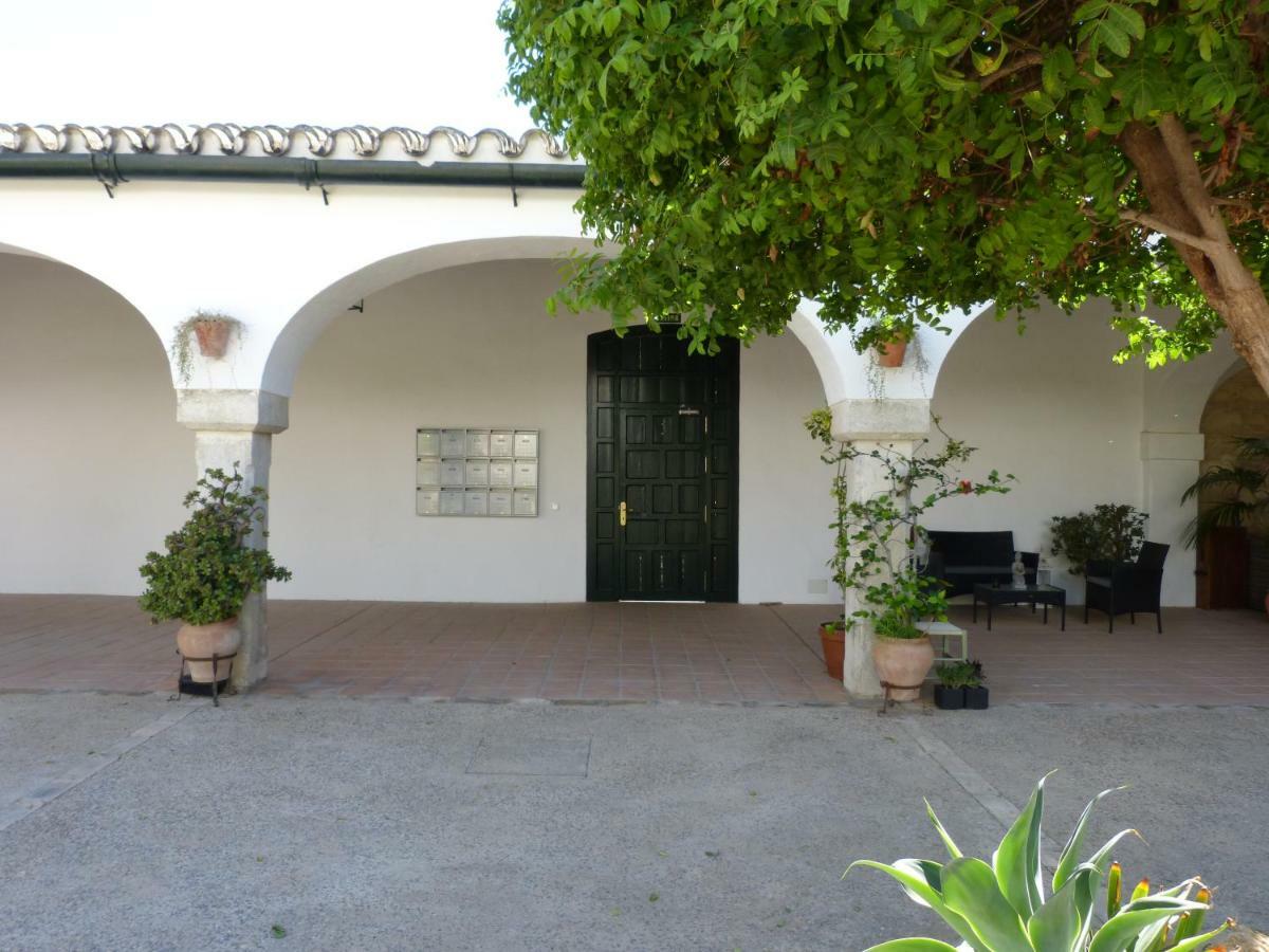 Ferienwohnung Cream Loft. Siente Jerez. Parking+Wifi+Netflix Jerez de la Frontera Exterior foto